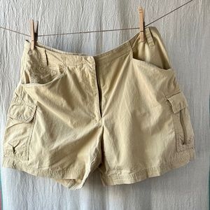Helly Hansen Khaki Shorts medium